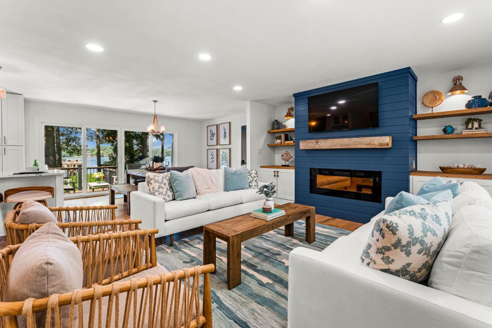 Lakefront Living Mooresville Exterior photo